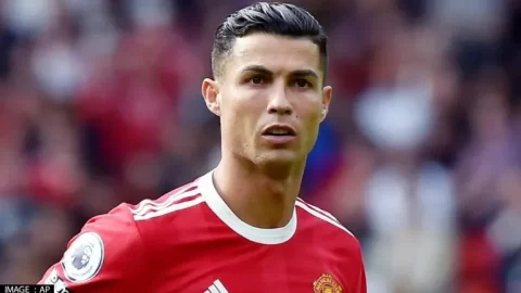 Ronaldo slammed by Ten Hag for 'unacceptable' behaviour after leaving Manchester United friendly before full-time